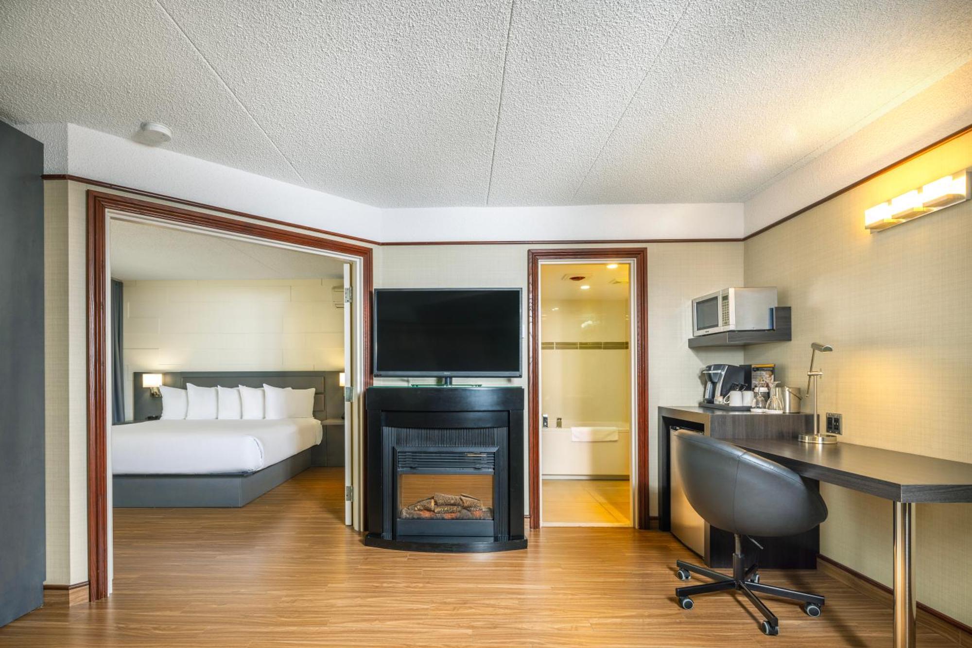 เลส์ สวีท เดอ ลาวิโอเลต, แอสเซนด์ โฮเทล คอลเล็กชั่น Hotel ทรัวส์-ริวิแยร์ ภายนอก รูปภาพ
