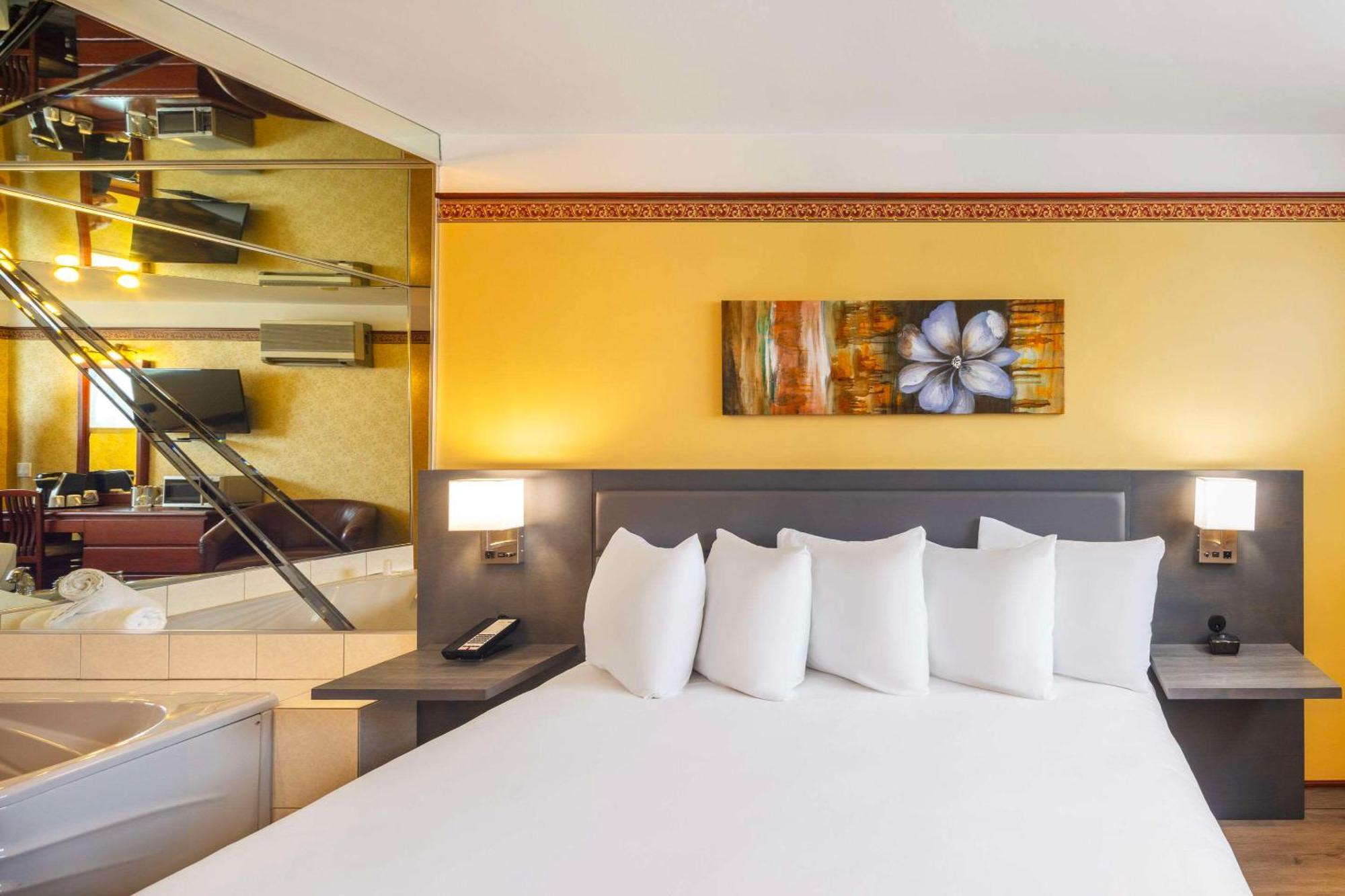 เลส์ สวีท เดอ ลาวิโอเลต, แอสเซนด์ โฮเทล คอลเล็กชั่น Hotel ทรัวส์-ริวิแยร์ ภายนอก รูปภาพ